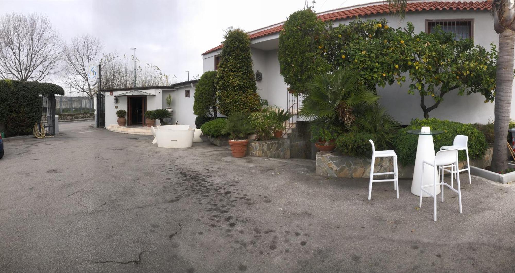 Hotel Serena Nápoles Exterior foto